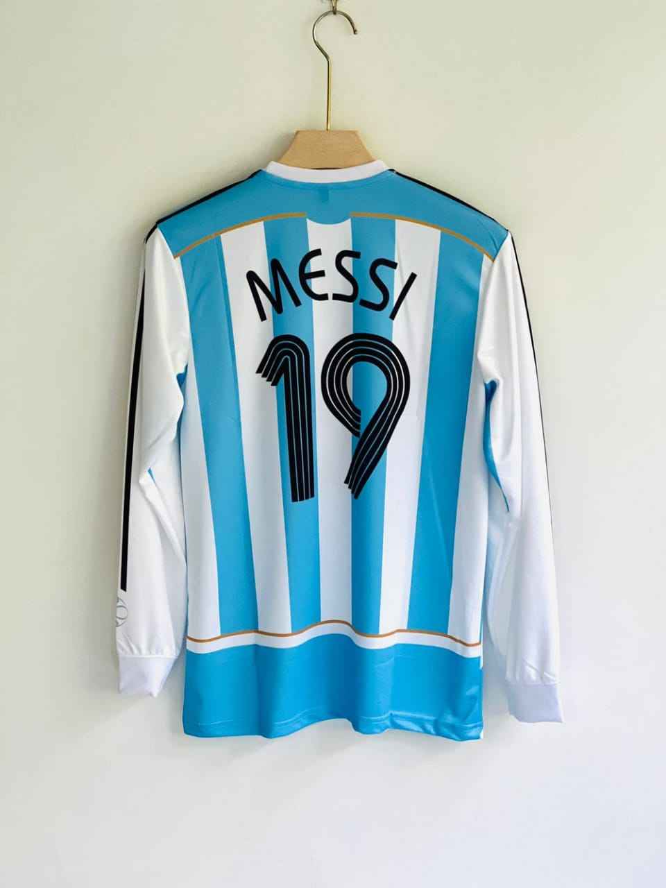 Argentina 2006-07 Messi full sleeves retroRetro Full sleeves
